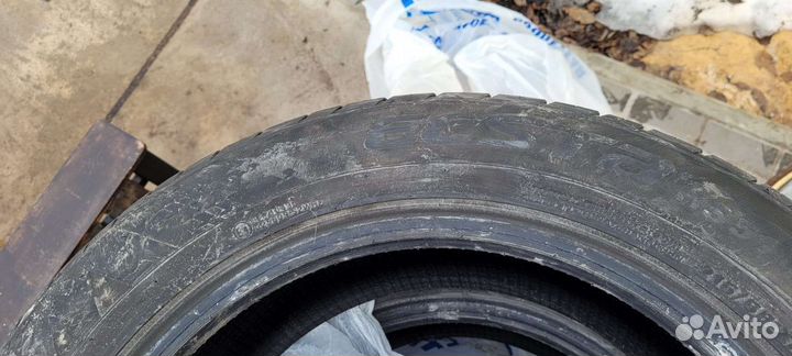 Kumho Ecsta HS51 215/55 R17