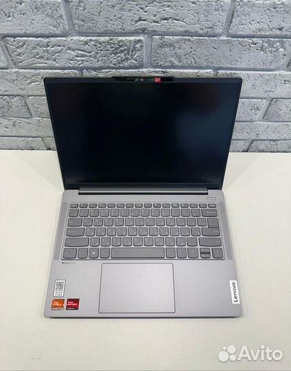 Lenovo ideapad / Lenovo IdeaPad Pro 5 14APH8