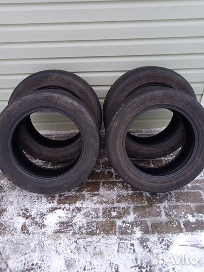 Bridgestone Blizzak DM-V1 225/60 R17 99Q
