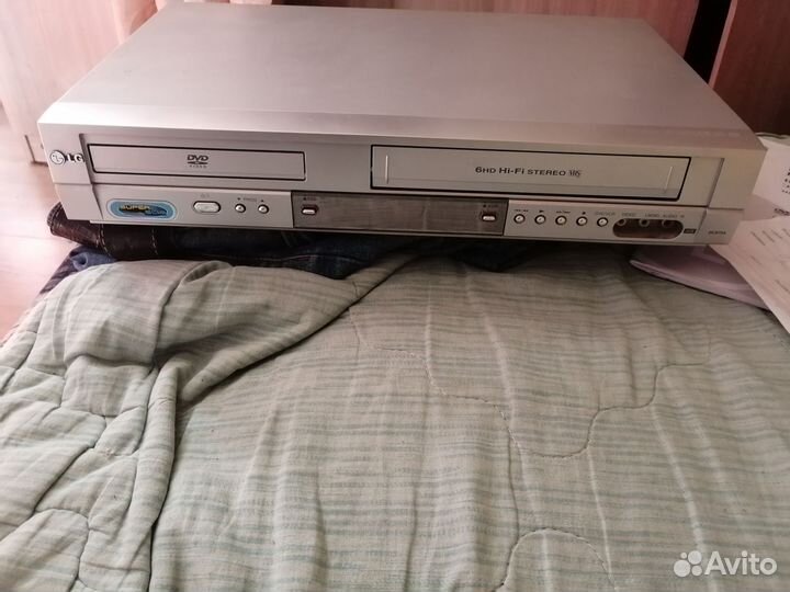 Видео магнитофон LG