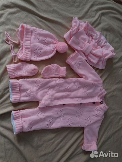 Комплект на выписку для девочки осень