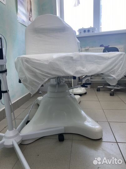 Кресло педикюрное на гидравлике б/у