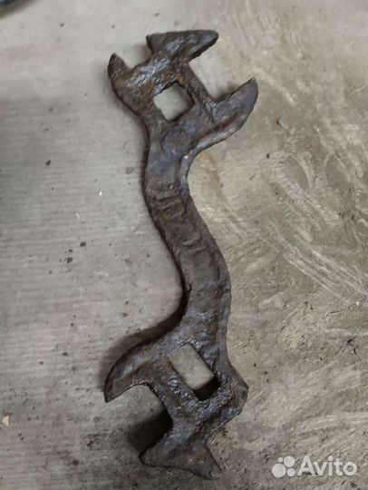 Старинный ключ