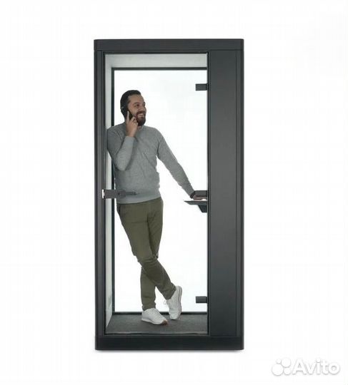 Телефонная кабинка