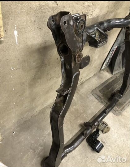 Подрамник Hyundai Accent