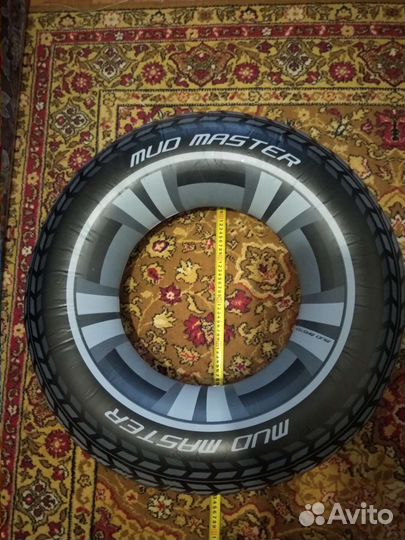 Надувной круг большой