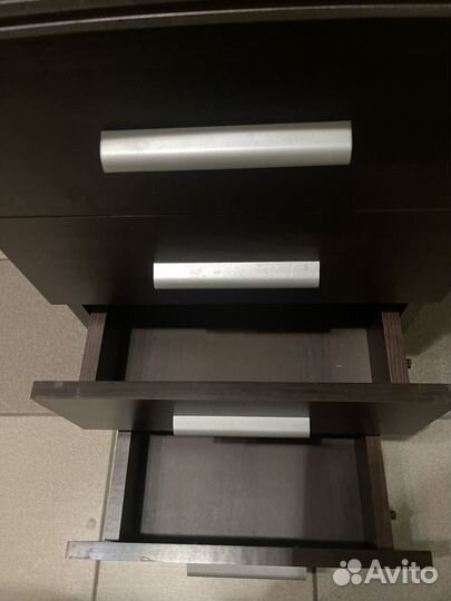 Тумба с ящиками из натурального дерева