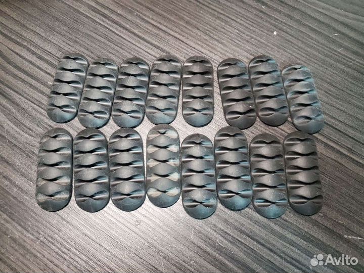 Держатели кабелей для cable management