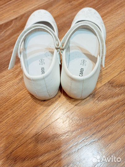 Туфли нарядные 33