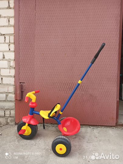 Трехколесный велосипед с родительской ручкой