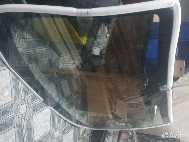 Стекло лобовое Geely Emgrand X7