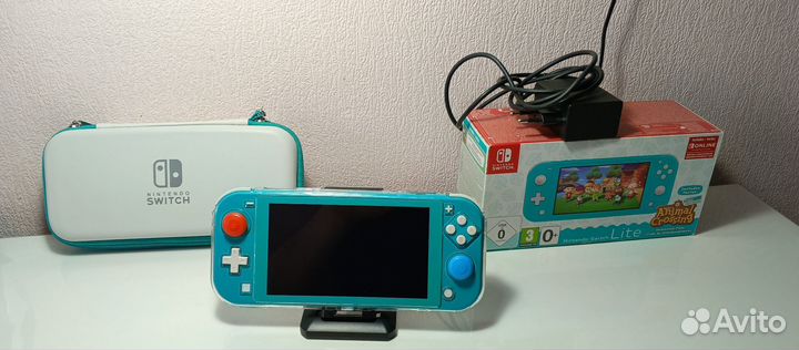 Портативная игровая приставка nintendo switch lite