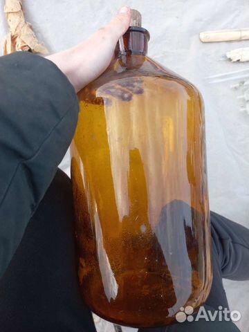 Бутылка стеклянная