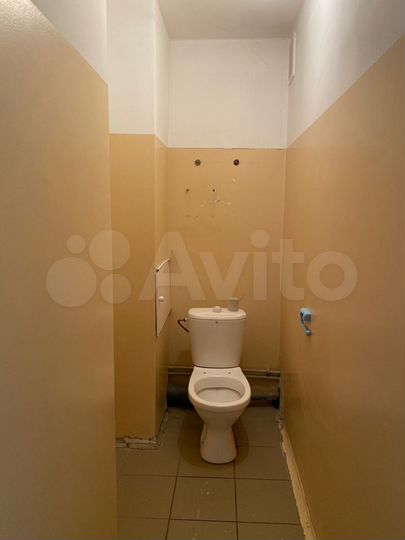 2-к. квартира, 68 м², 8/10 эт.