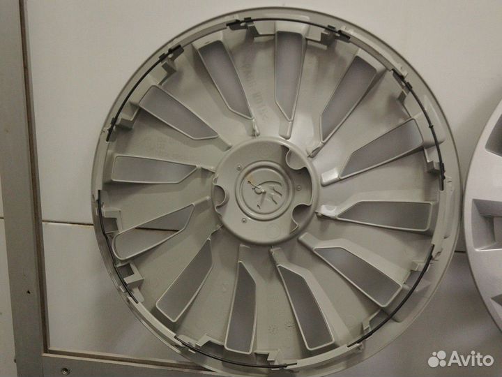 Колпак колеса. 2 шт