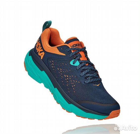 Беговые кроссовки hoka