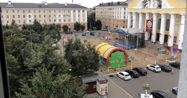 2-к. квартира, 65 м², 5/5 эт.