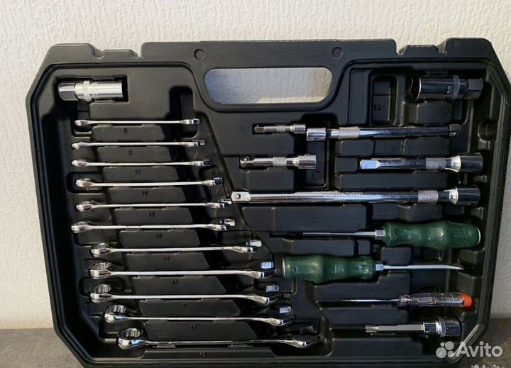 Набор инструментов 121 предмет Новый