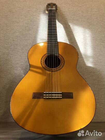 Классическая гитара Yamaha CM40