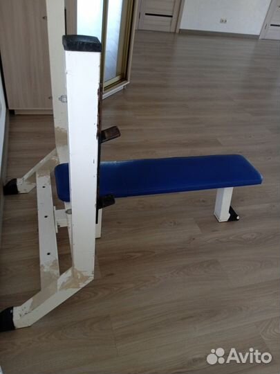 Скамья для жима и штанга