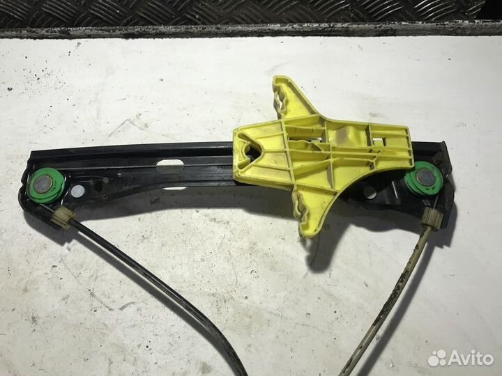 Стеклоподъемник задний левый Volkswagen Polo