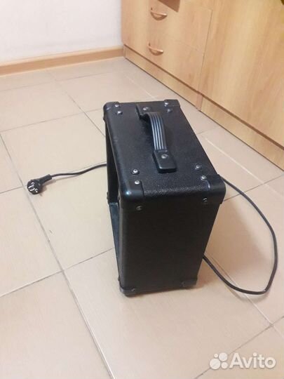 Комбоусилитель 15W