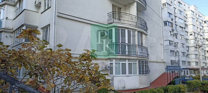 Помещение 52.5 м2 свободного назначения