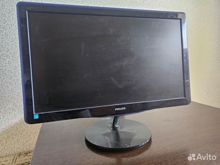 Монитор Philips 23.6