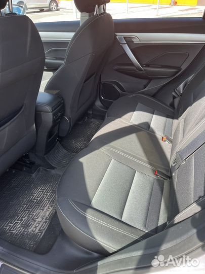 Geely Coolray, 2021