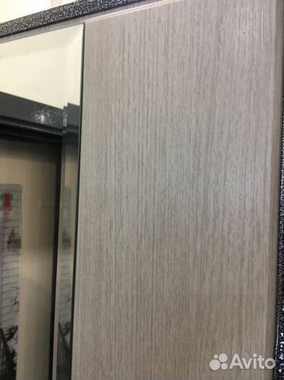 Дверь Marcus Мираж белое дерево зеркало