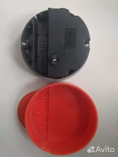 Часы на магните Салоу Испания, сувенир