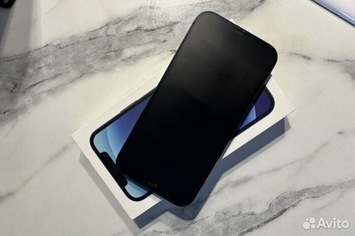 iPhone 12, 64 ГБ
