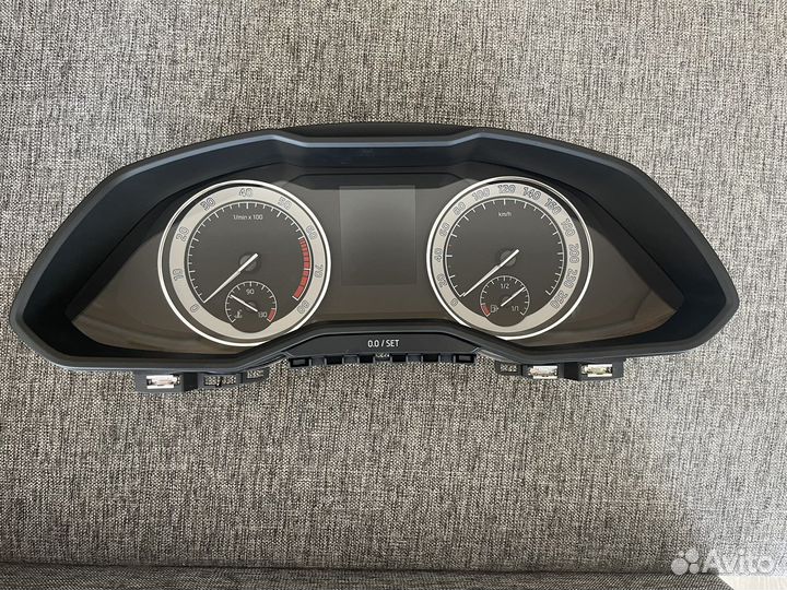 Приборная панель skoda superb 3