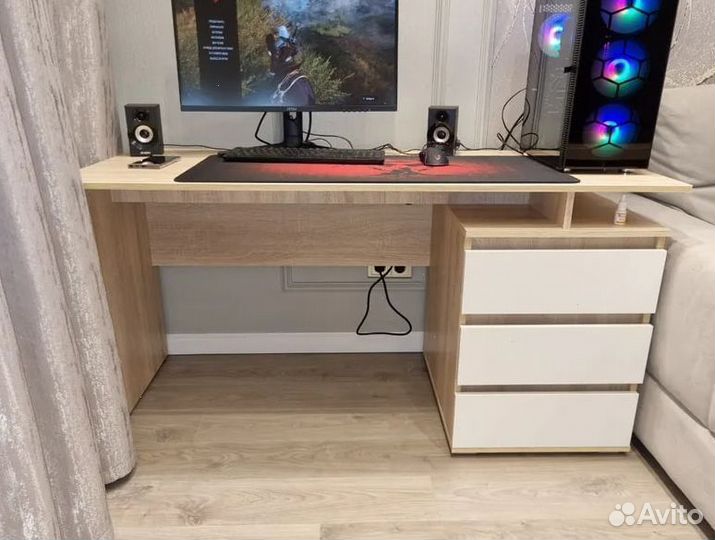 Стол письменный Кайт отличное качество