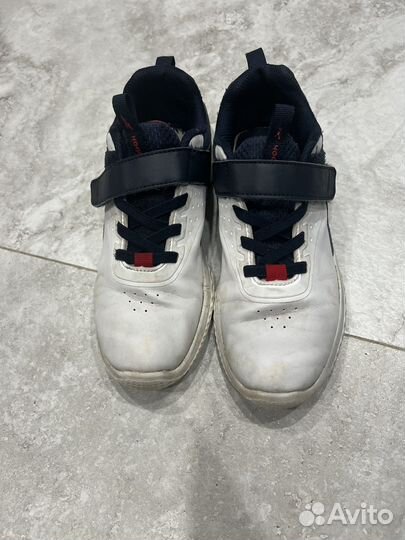 Reebok детские кроссовки 33-34