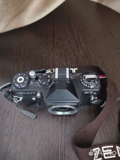 Пленочный фотоаппарат зенит