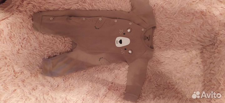 Продам детские вещи