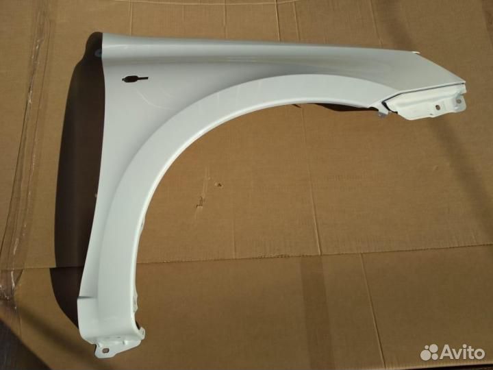 Крыло 21907 Гранта FL под повторитель в цвет Белый
