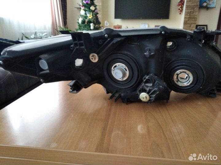 Фара toyota corolla