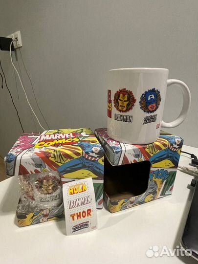 Кружка супергерои Марвел (с наклейками)
