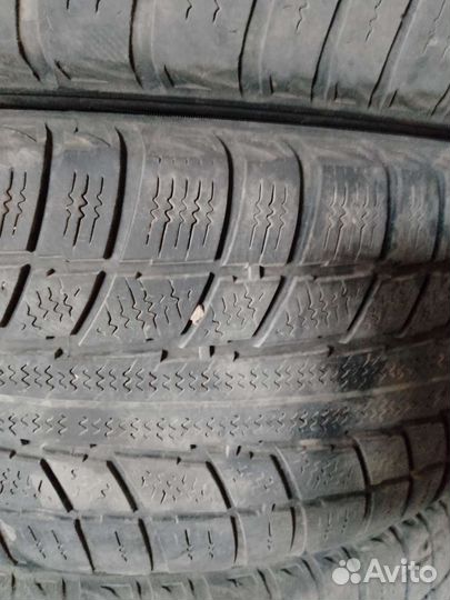 Triangle Snow-LL01 225/60 R16