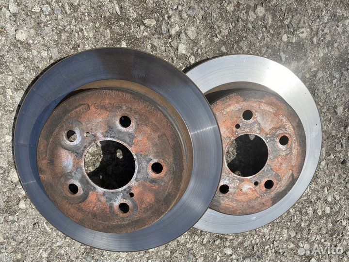 Задние тормозные диски на toyota camry v70