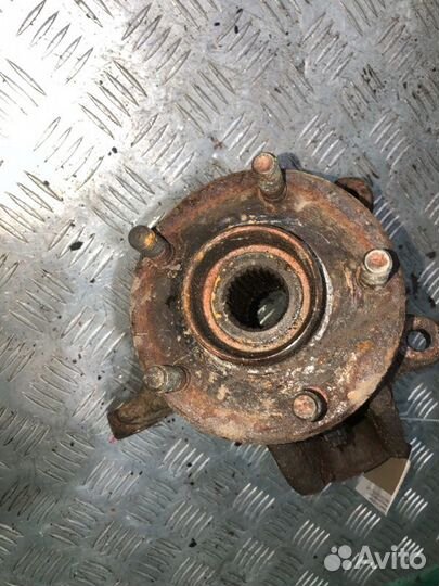 Кулак поворотный левый Ford Mondeo 3