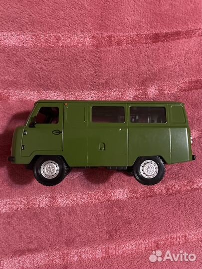 Модель УАЗ сгр (буханка)