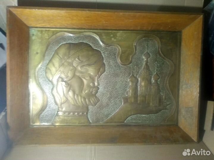 Чеканка большая