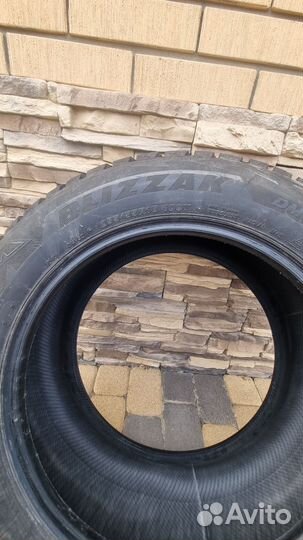 Bridgestone Blizzak DM-V2 255/55 R18