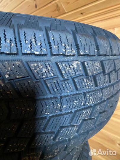 Hankook Nordik IS RW08 235/55 R18 100T