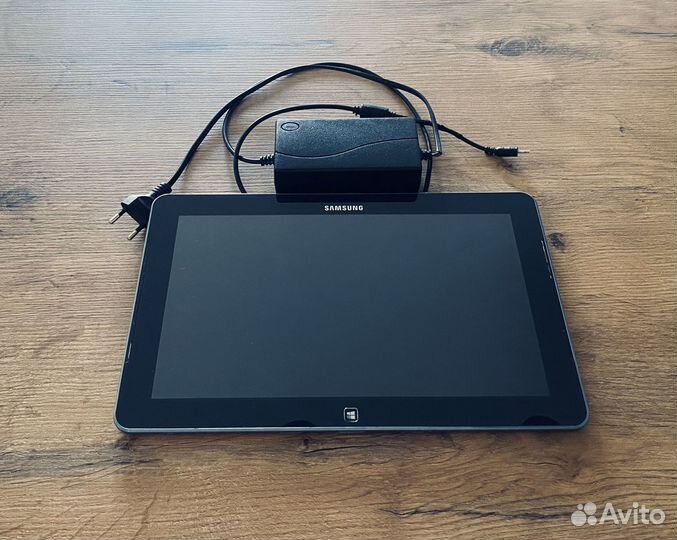 Планшет Samsung T500