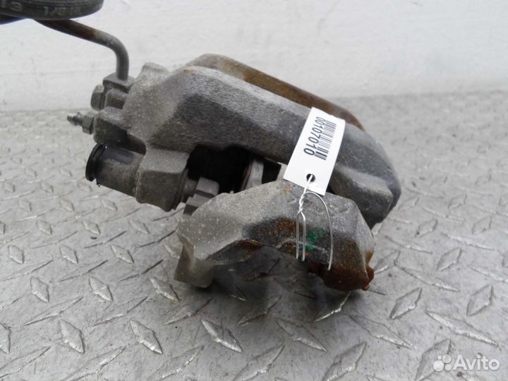 Суппорт задний правый Jeep Grand Cherokee 4 (WK2)