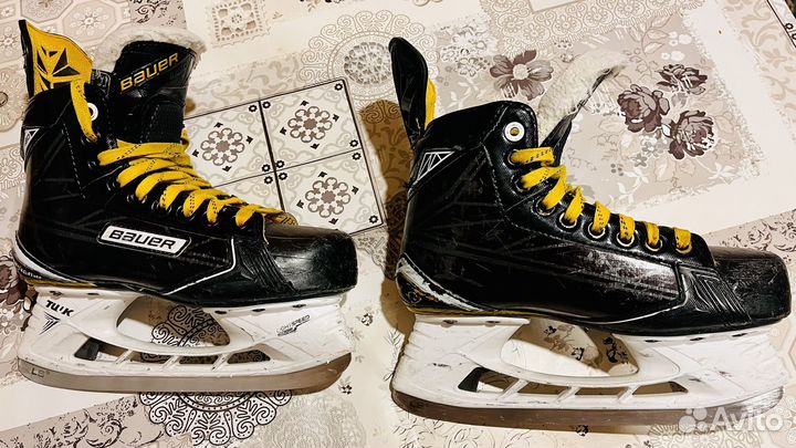 Хоккейные коньки bauer s 180